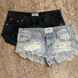 Bundle of 2 One Teaspoon Bonitas Shorts - 28/29